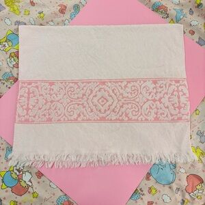 Vintage 1980’s hand towel